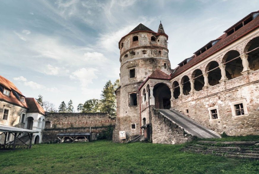 Criș Bethlen Castle, Kreisch, Romania, Romania